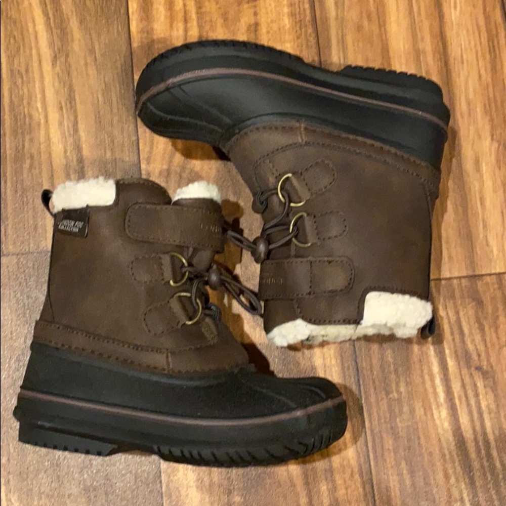 Brand new London Fog Boys Snow Boots